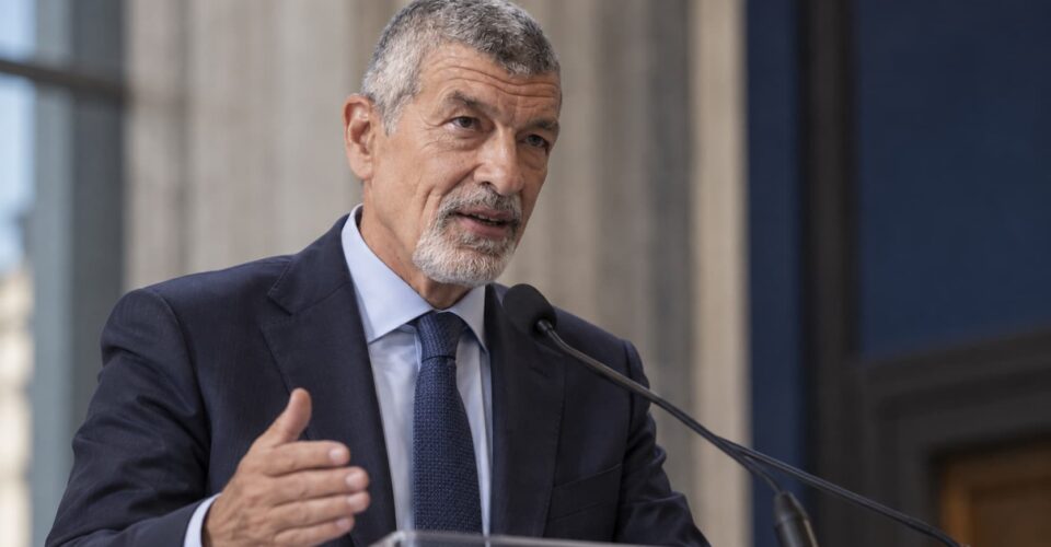 burgio resistenza polemica conte dichiarazioni candidato milano